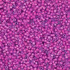 Perles Miyuki delica 11/0 fiole d'env. 3gr ROSE FUCHSIA (liseré violet) DB2049