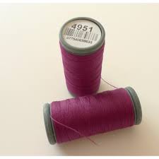 DMC Bobine de fil 100% polyester 120m 4951