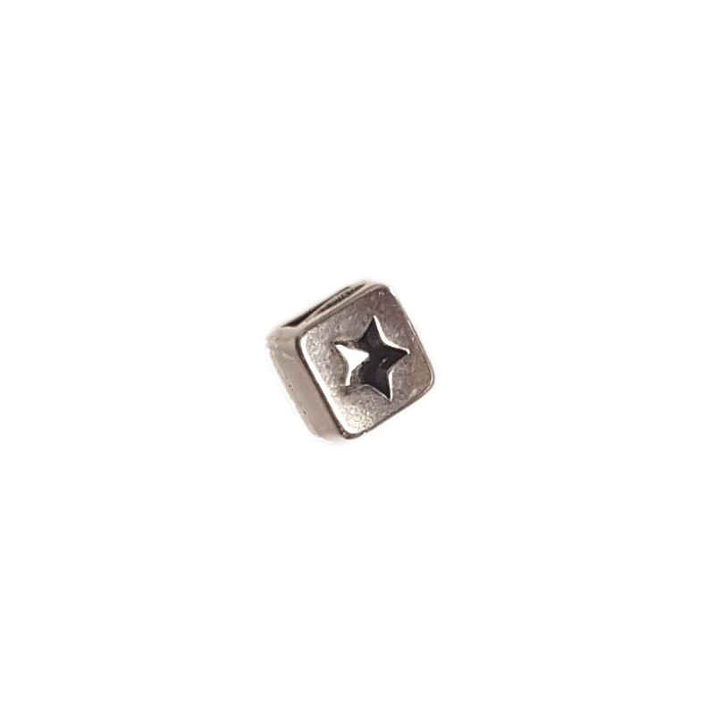 Passant cuir, petite étoile, alliage, couleur argent, 9x9mm, trou 2x6mm