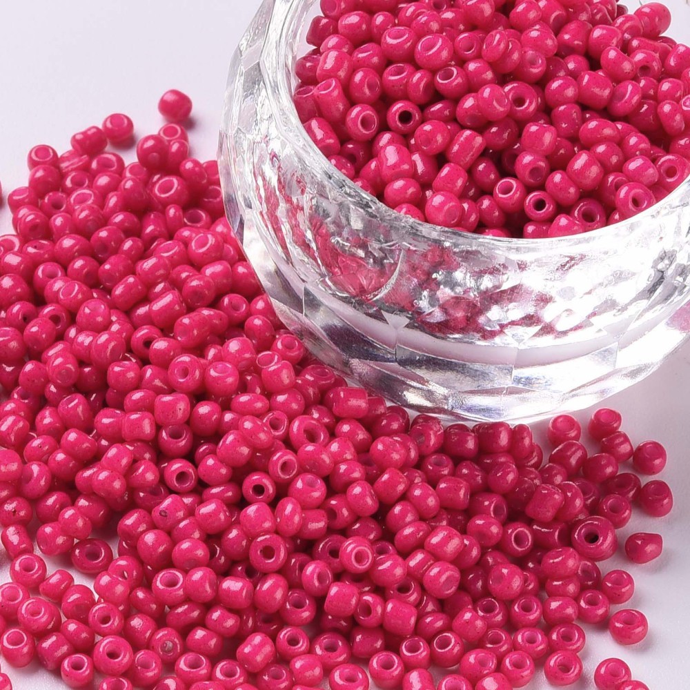 Perles de rocaille opaques taille inf. 3 mm, trou 1 mm, sachet d'env. 30 gr, Camélia