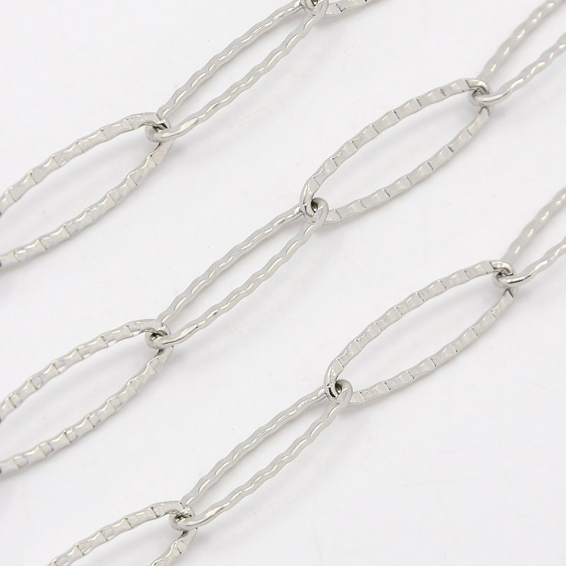 Chaîne en INOX argenté, ovale plat, 2,5mm, au mètre