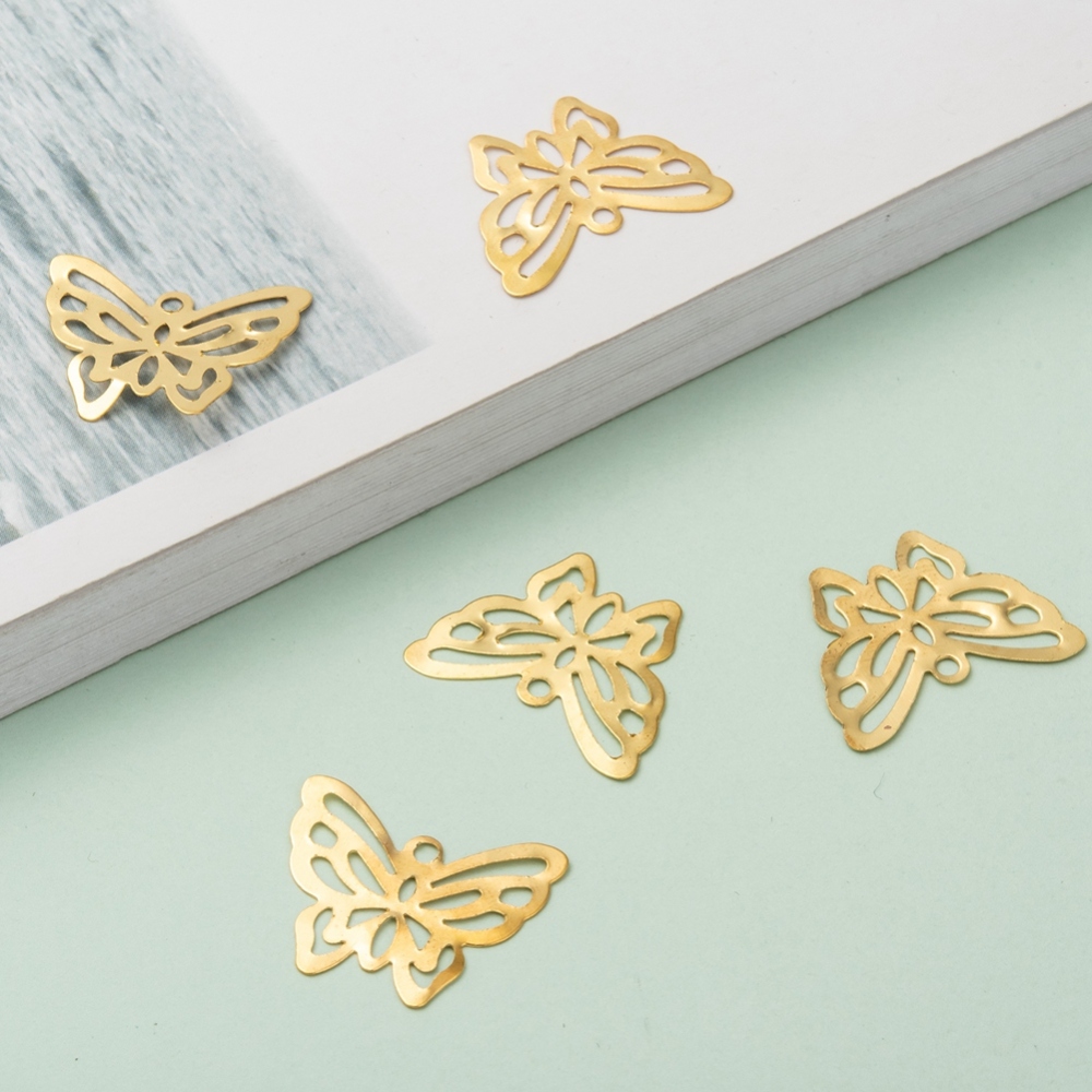 Pendentif en laiton doré, papillon filigrané, 16x20x0.7mm trou 1mm