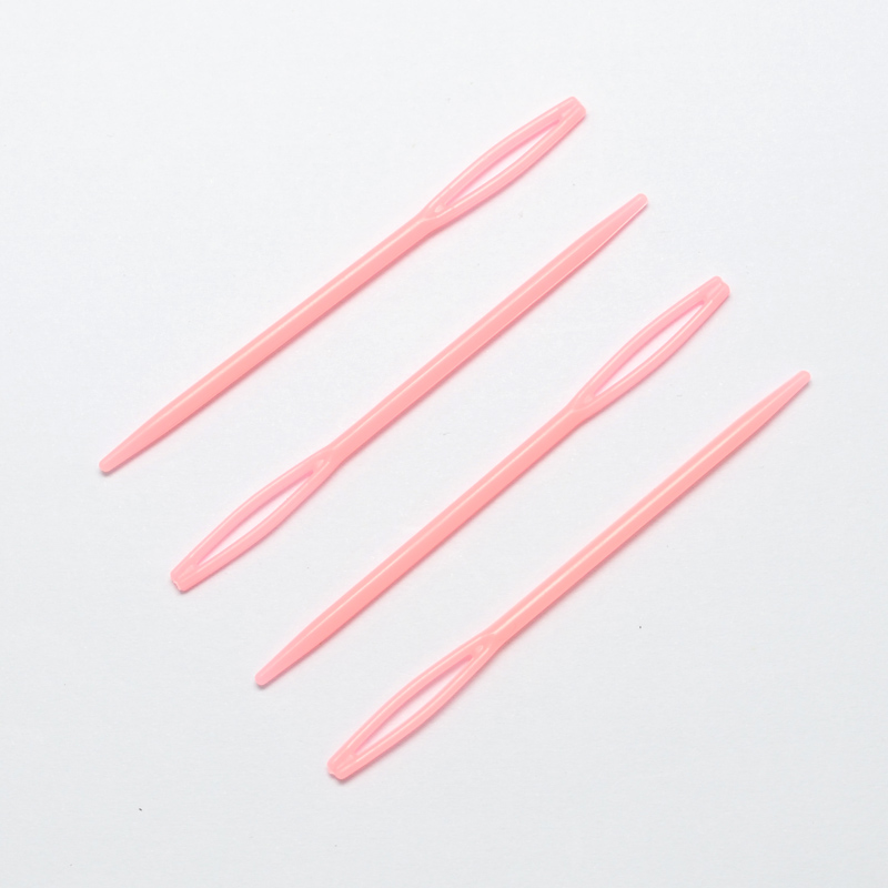 [X-TOOL-R030-04] Aiguille pour enfant, rose, en plastique, 71x4x2mm, trou 17x1.5mm
