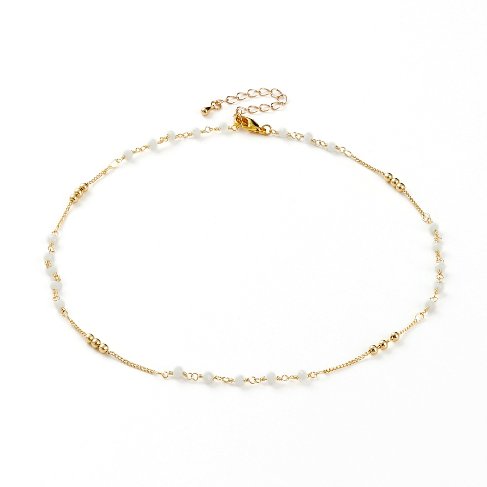 Collier chaîne plaquée or 18k, avec perles blanches à facettes, 45cm + chaîne de réglage