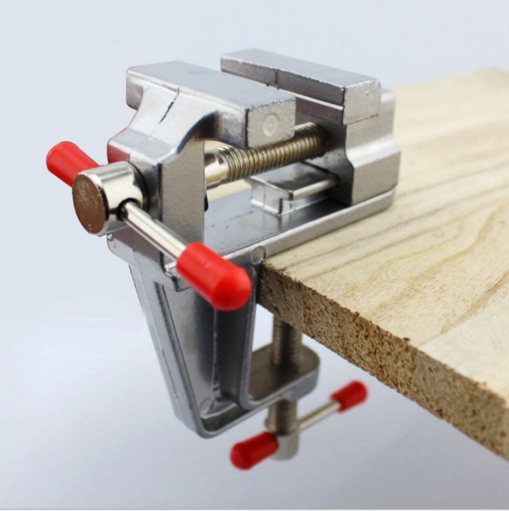 [AJEW-I060-01] Mini étau de table en alliage d'aluminium, 8,2x8,6x3,6cm, l'unité