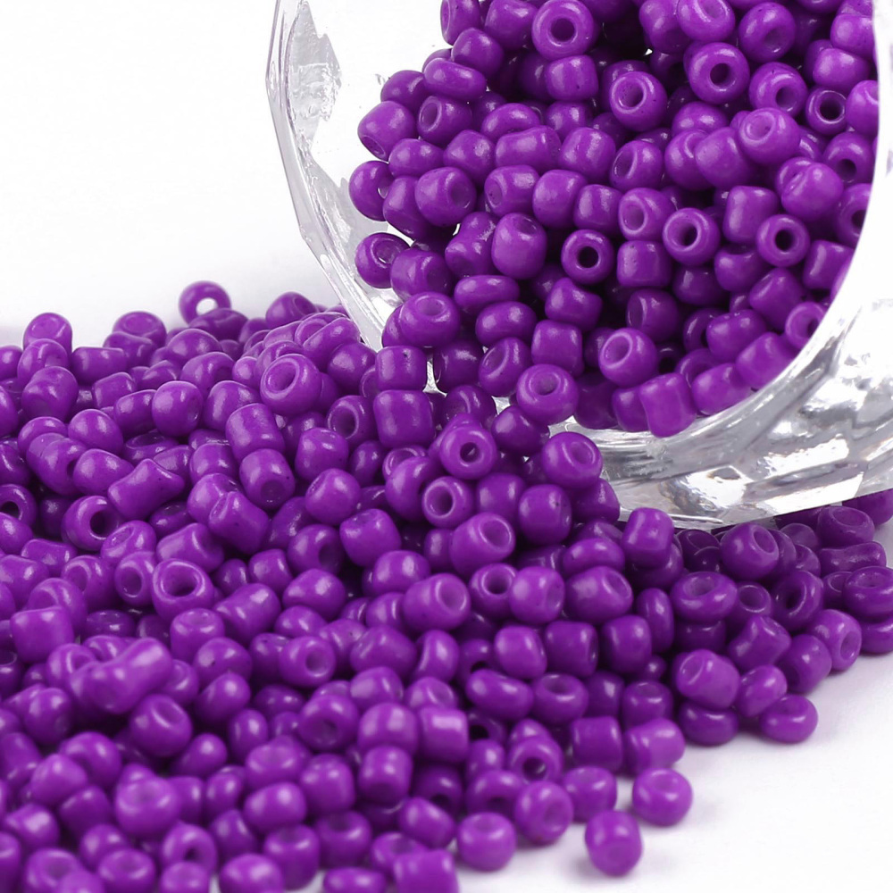 Perles de rocaille opaques taille inf. 3 mm, trou 1 mm, sachet d'env. 30 gr, violet