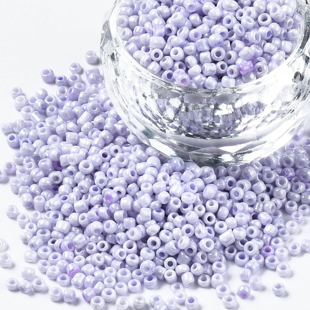 [SEED-S060-A-978] Perles de rocaille opaques nacrées taille 2.5 mm, trou 0,8 mm, sachet d'env. 30 gr, Lilas pastel