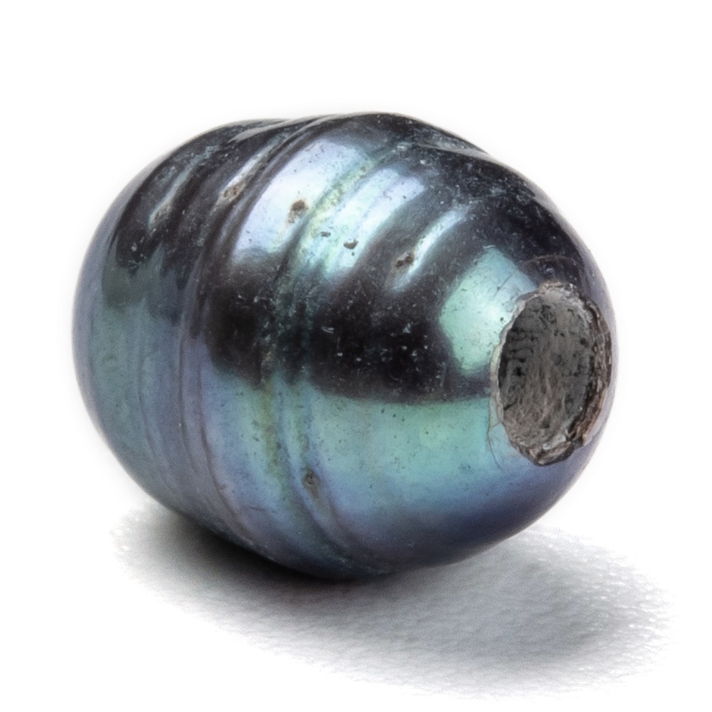[PEAR-R064-03] Perle en nacre noire baroque, ovale, env. 9x8mm, trou 1,8mm