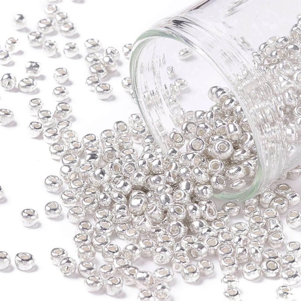 Perles de rocaille métallisées taille 2 mm, trou 1mm, sachet d'env. 30 gr, argent clair