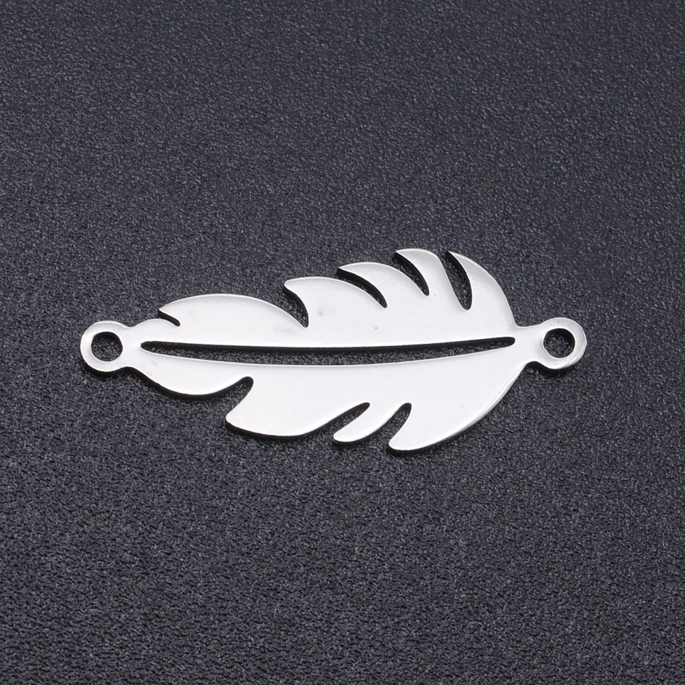 [STAS-N090-JN832-1] Estampe plume, couleur argent, INOX, 23x9x1mm, trou 1,4mm