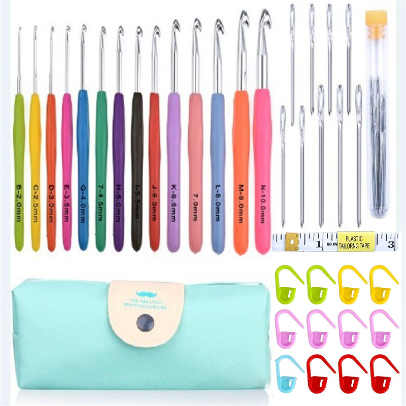 Kit complet pour le crochet : 14 crochets en aluminium, marqueurs de maille, mètre ruban, aiguilles, sac de rangement