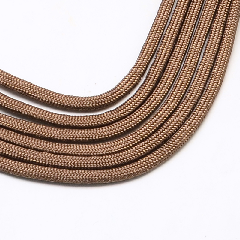 Découpe de paracorde 7 brins, polyester et spandex, diam ~4-5mm, le mètre