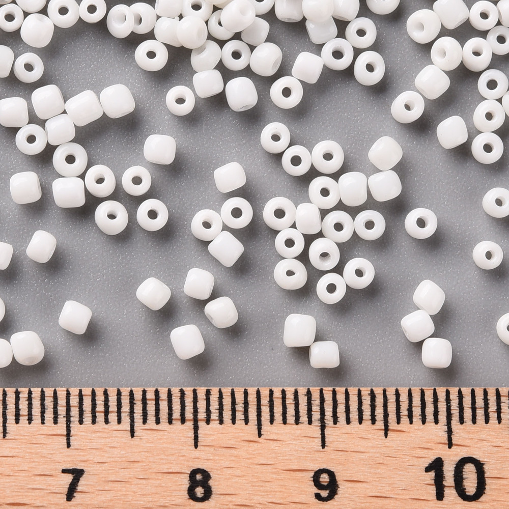 [SEED-C019-2mm-41] Perles de rocaille OPAQUES, TAILLE 2mm, trou 1mm, BLANC, sachet 12 gr.