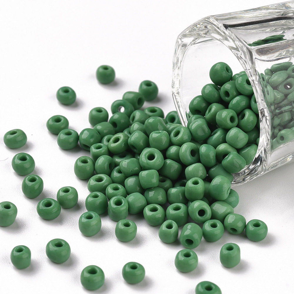 Perles de rocaille OPAQUES, TAILLE 4mm, trou 1,5mm, VERT, sachet 12 gr.