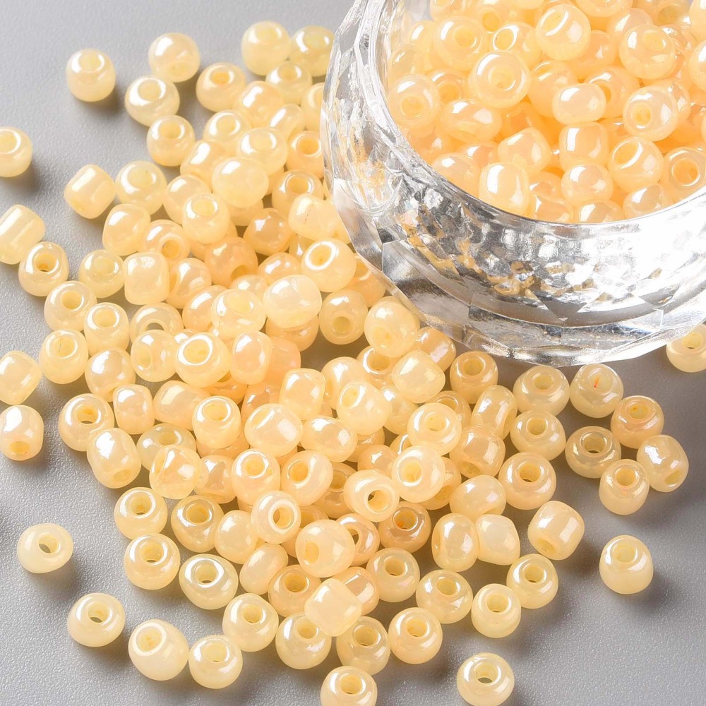 [C020  SEED-C020-4mm-142] Perles de rocaille TRANSLUCIDES, TAILLE 4mm, trou 1,5mm, ORANGE, sachet 12 gr.