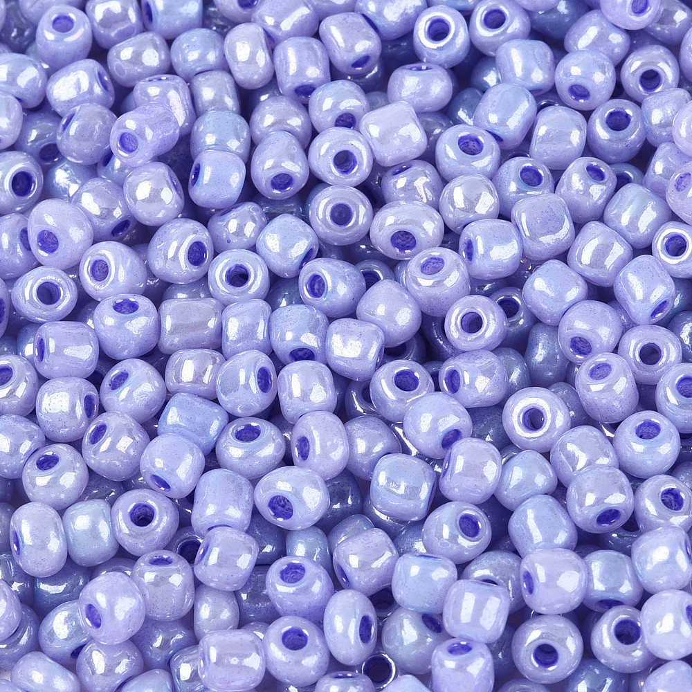 Perles de rocaille TRANSLUCIDES, TAILLE 4 mm, trou 1,5 mm, LILA, sachet 12 gr.