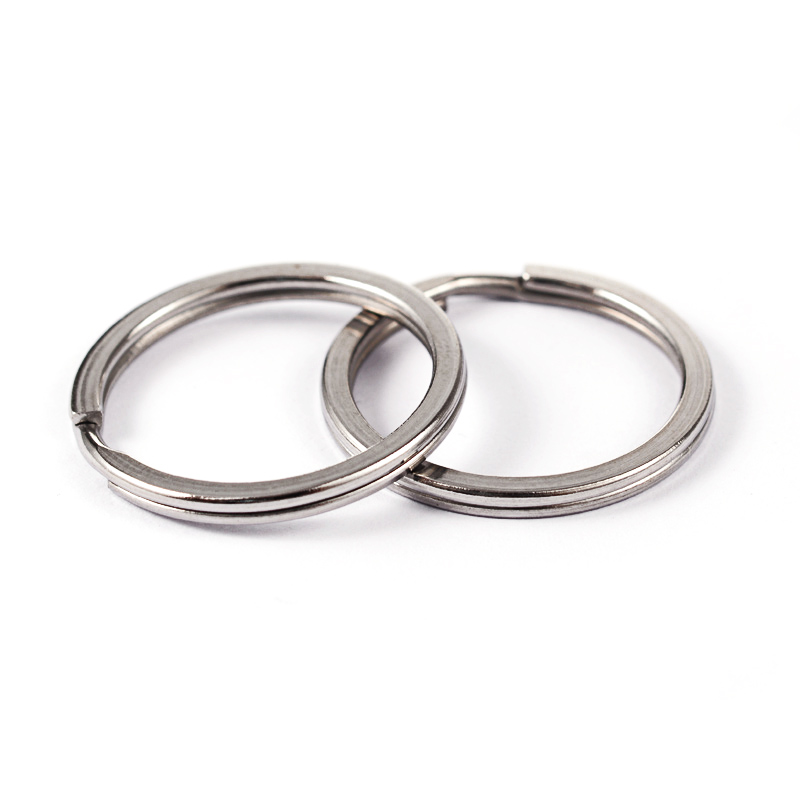 Anneaux doubles portes clés en INOX argenté, lisse, rond, diam 25mm, épaisseur 2mm, pochette de 100 unités