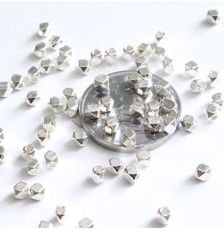 [716p   PALLOY-M150-05G-RS] Perle en laiton argenté vieilli, hexagonale, 3x3mm trou 1mm