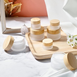 [NB00015G] Contenant en verre dépoli, couvercle bois, rond, 5g