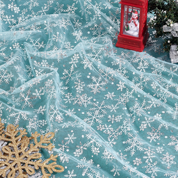 [DIY-WH0581-11B] Tissu en maille de nylon, bleu ciel avec motif de flocon de neige, Noël, 160x60cm