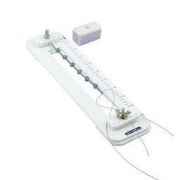 [216S-210] Outil à nouer blanc en plastique, 31x7,5 cm