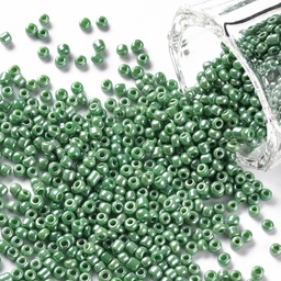 [C019  SEED-C021-2mm-127] Perles de rocaille OPAQUES, TAILLE 2mm, trou 1mm, VERT FONCÉ NACRÉ, sachet 12 gr.