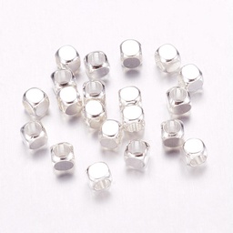 [1010    KK-R009-01] Perle en laiton argenté, cube, 3x3mm trou 1.5mm